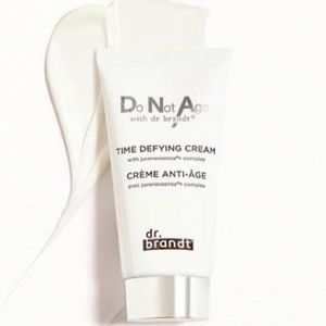 DR. BRANDT SKINCARE
Do Not Age with dr. brandt® TIME DEFYING CREAM